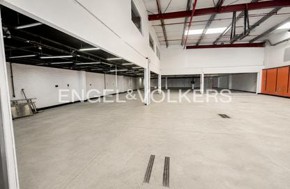 Warehouse - Studio - 1 Bathroom for rent in Al Quoz Industrial Area 3 - Al Quoz Industrial Area - Al Quoz - Dubai