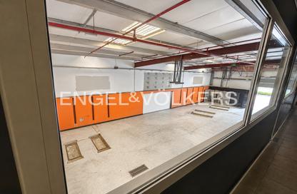Warehouse - Studio - 1 Bathroom for rent in Al Quoz Industrial Area 3 - Al Quoz Industrial Area - Al Quoz - Dubai