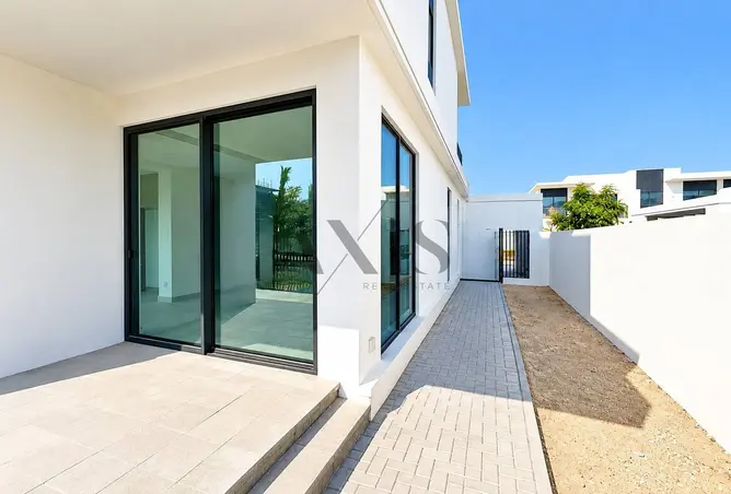 149102383 - Property Image 2