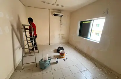 Apartment - Studio - 1 Bathroom for rent in Muwailih Building - Muwaileh - Sharjah
