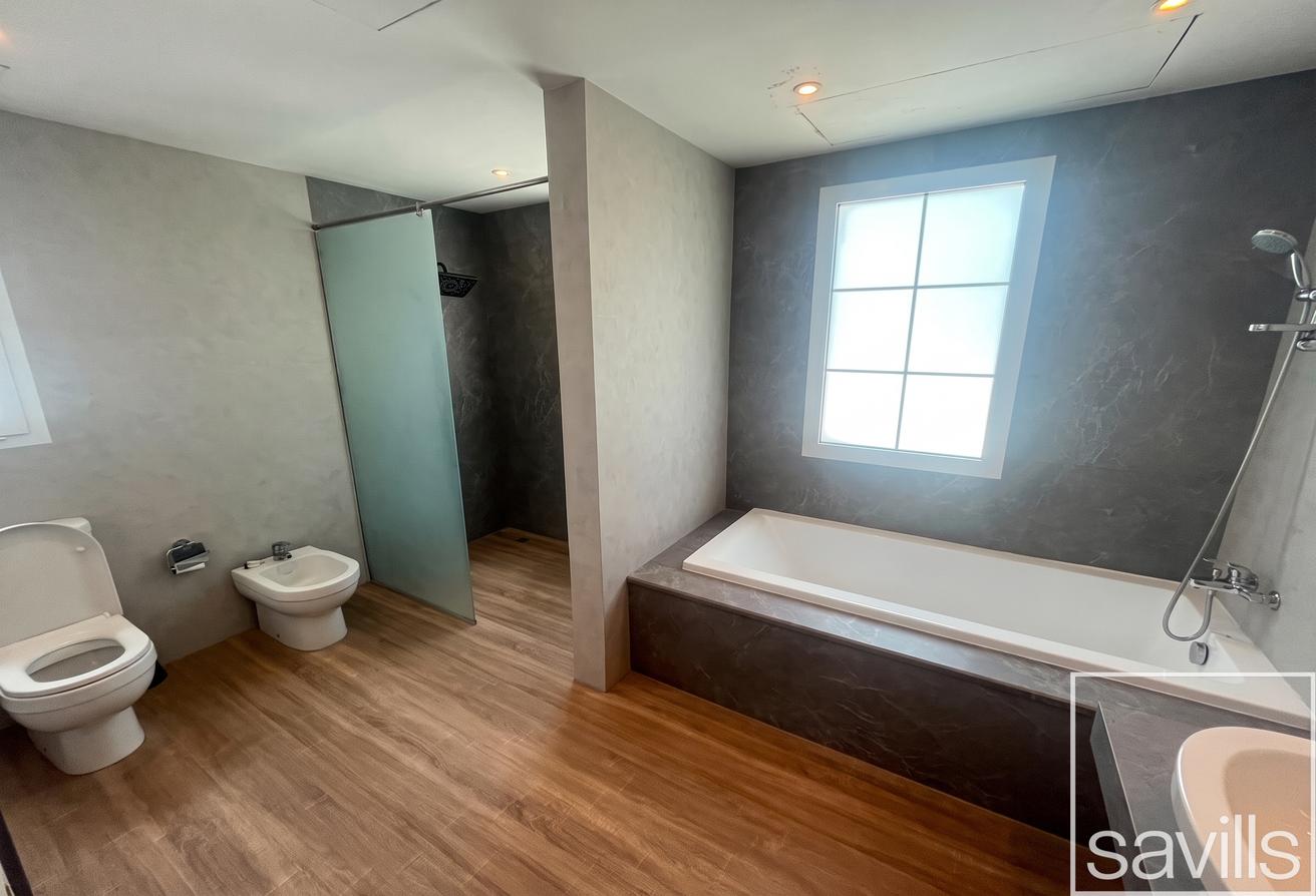 Outstanding Family Home | 3 Bed | Furnished photo 11