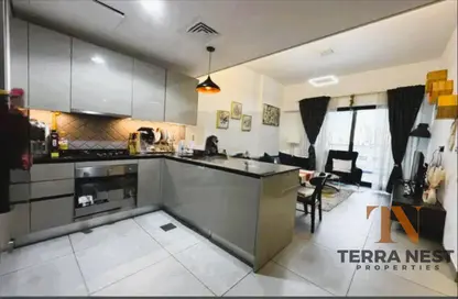 شقة - 2 غرف نوم - 2 حمامات للايجار في برج ريجيل - الضاحية 10 - قرية جميرا الدائرية - دبي