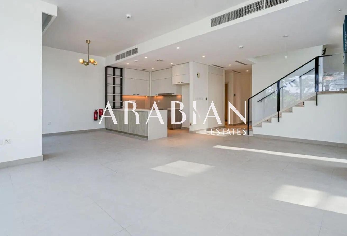 Private Terrace | Luxury Villa | Burj Views photo 6