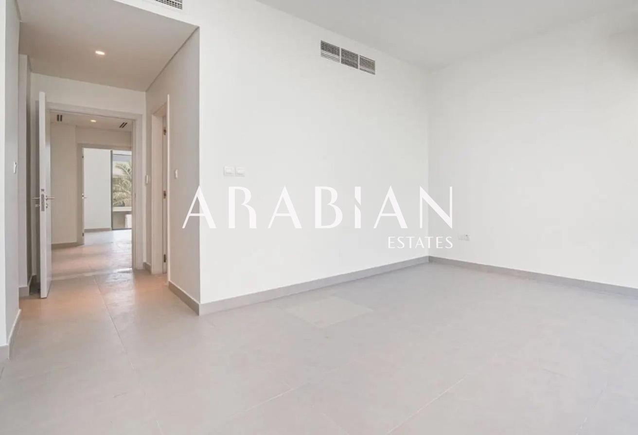 Private Terrace | Luxury Villa | Burj Views photo 10