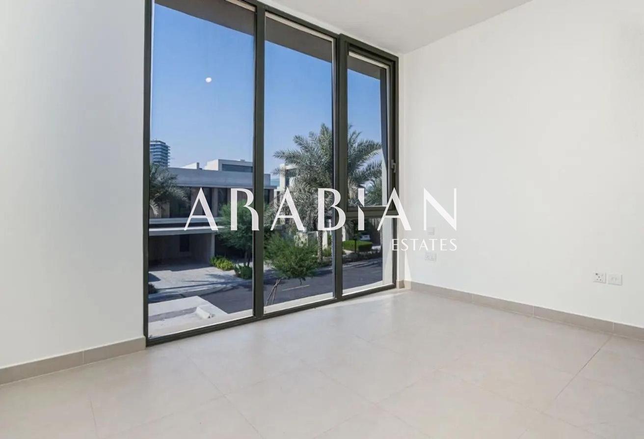 Private Terrace | Luxury Villa | Burj Views photo 16