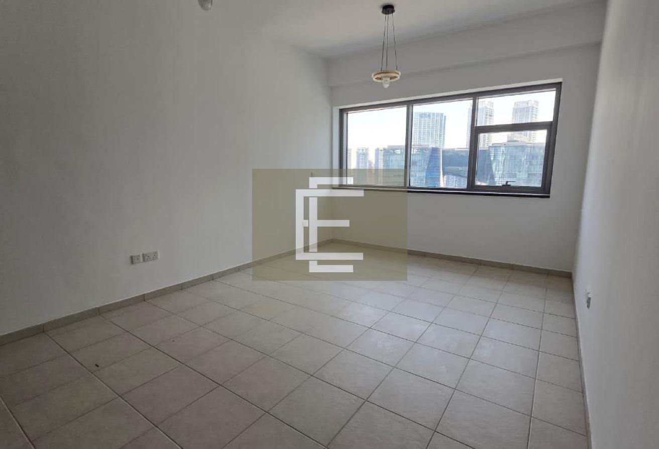 SPACIOUS 3 BR | VACANT | PRIME LOCATION photo 20