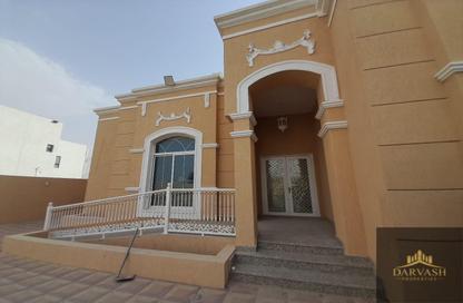Villa - 5 Bedrooms - 6 Bathrooms for rent in Al Aweer 1 - Al Aweer - Dubai