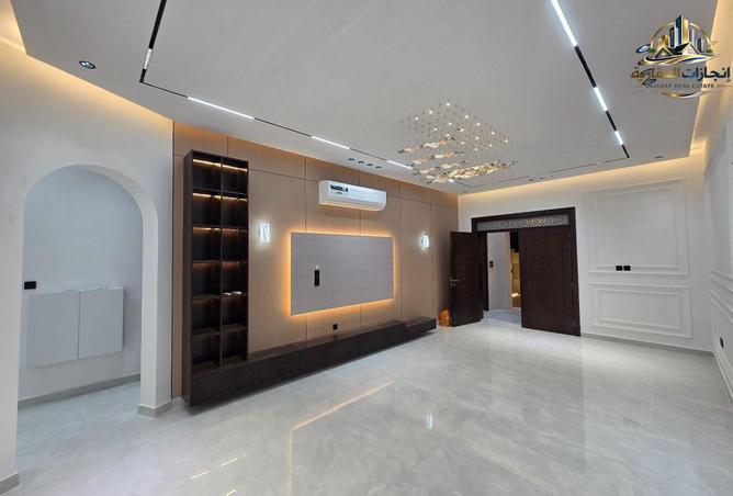 124296447 - Property Image 2