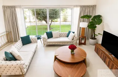 Villa - 4 Bedrooms - 5 Bathrooms for sale in Nad Al Sheba Villas - Nad Al Sheba 3 - Nad Al Sheba - Dubai