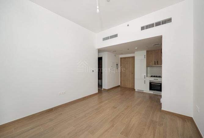 92261010 - Property Image 3