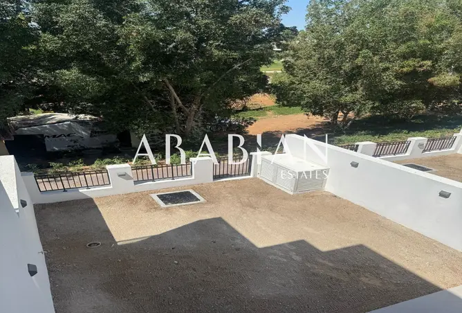 123832387 - Property Image 3