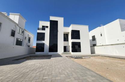 Villa - 6 Bedrooms - 5 Bathrooms for rent in Madinat Al Riyad - Abu Dhabi