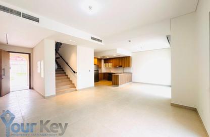 Townhouse - 3 - 4 for rent in Bloom Living - Zayed City (Khalifa City C) - Khalifa City - Abu Dhabi