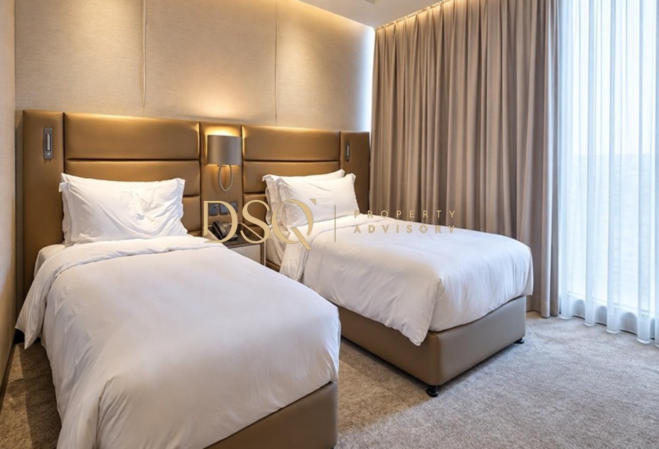 Penthouse 3 B/R Furnished with Partial sea view photo 9