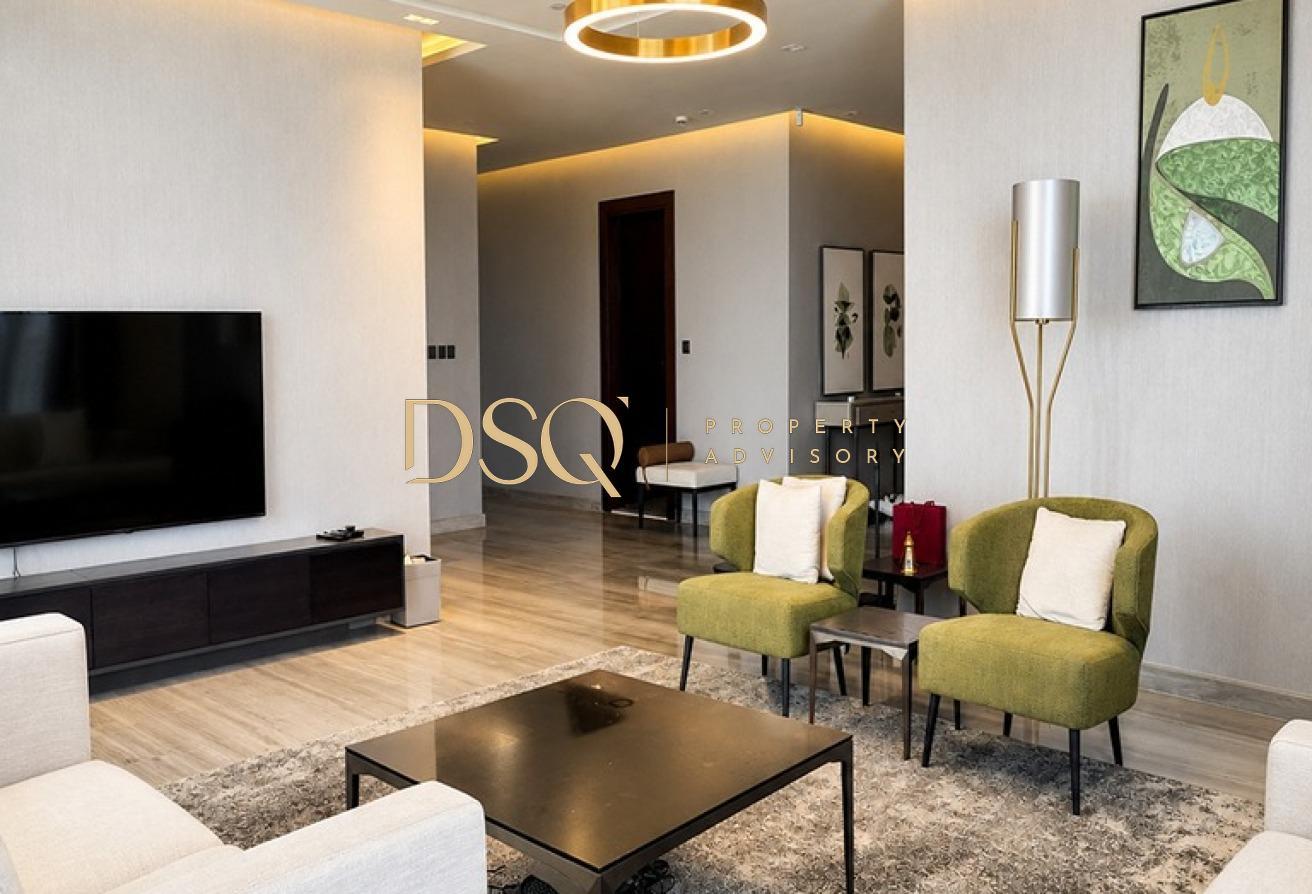 Penthouse 3 B/R Furnished with Partial sea view photo 3