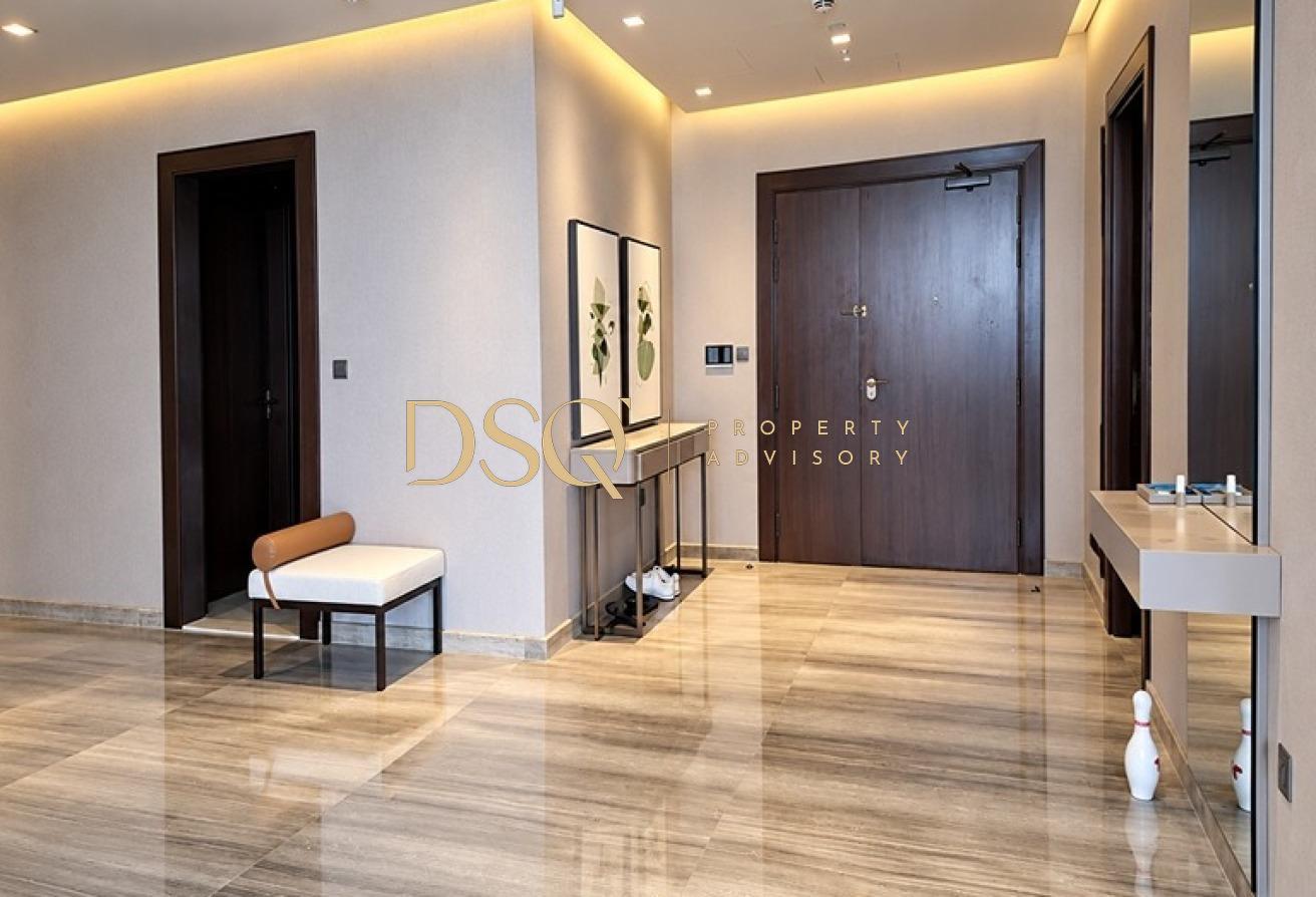 Penthouse 3 B/R Furnished with Partial sea view photo 8