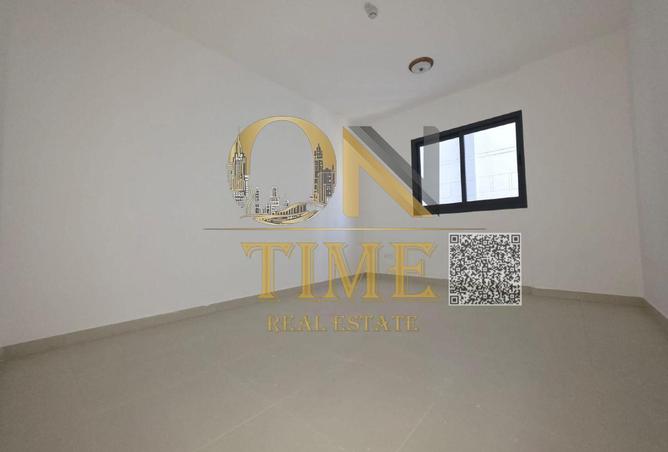 98271328 - Property Image 2