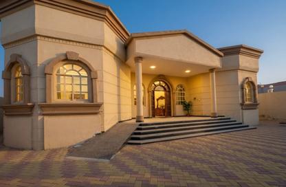 Villa - 5 - 5 for rent in Khuzam - Ras Al Khaimah