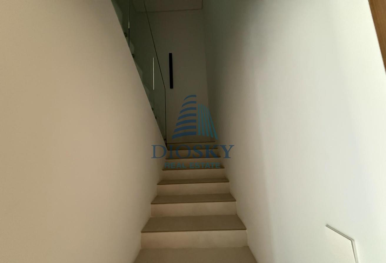 Brand New | Modern Apartment |4BHK With Maids Room photo 4