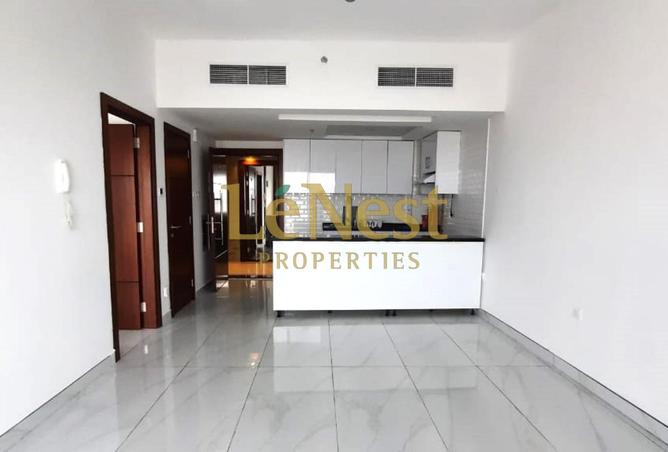 1BR Unfurnished VOT | Pool View | Modern Design