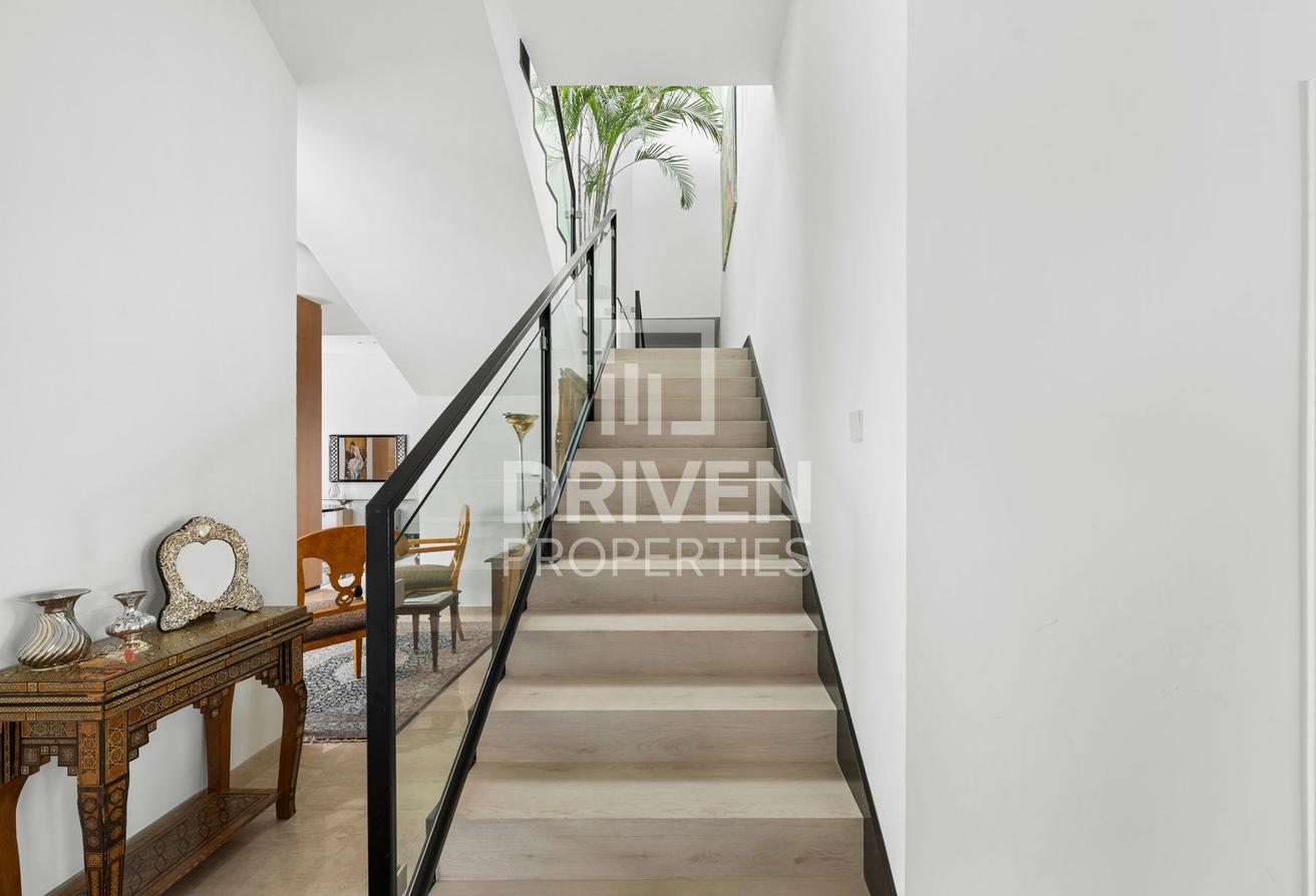 Modern Villa | Stunning Garden and Koi Pond photo 15