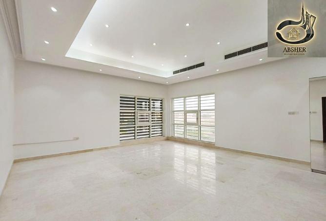 74250273 - Property Image 3