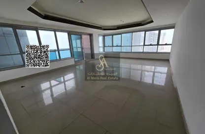 شقة - 2 غرف نوم - 3 حمامات للبيع في برج الكورنيش - طريق كورنيش عجمان - عجمان