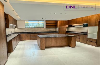 Villa - 4 Bedrooms - 5 Bathrooms for rent in Entertainment Foyer - European Clusters - Jumeirah Islands - Dubai
