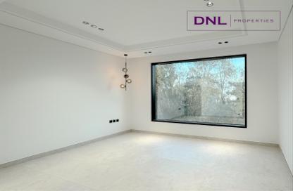 Villa - 4 Bedrooms - 5 Bathrooms for rent in Entertainment Foyer - European Clusters - Jumeirah Islands - Dubai