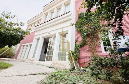 Villa - 4 Bedrooms - 4 Bathrooms for rent in Umm Suqeim 1 Villas - Umm Suqeim 1 - Umm Suqeim - Dubai