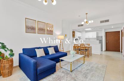 Apartment - 1 Bedroom - 2 Bathrooms for rent in Burj Al Nujoom - Downtown Dubai - Dubai