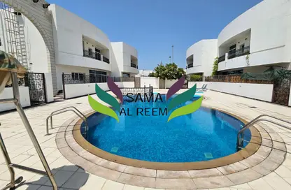 Villa - 4 Bedrooms - 4 Bathrooms for rent in Jumeirah 3 Villas - Jumeirah 3 - Jumeirah - Dubai