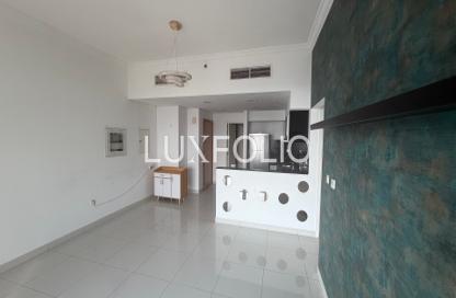 Apartment - 2 - 3 for rent in Executive Towers - Business Bay - Dubai