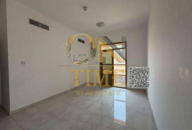 128812464 - Property Image 3