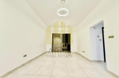 Apartment - 1 Bedroom - 2 Bathrooms for rent in Al Fahad 7 Building - Jumeirah Garden City - Al Satwa - Dubai