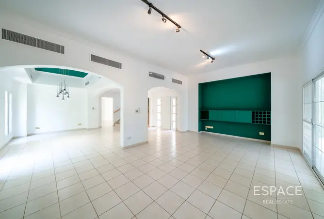125154481 - Property Image 3