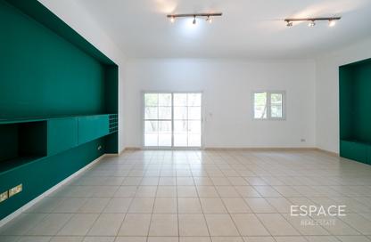 Villa - 3 Bedrooms - 3 Bathrooms for sale in Deema 3 - Deema - The Lakes - Dubai