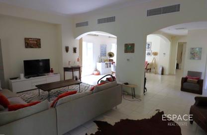 Villa - 3 Bedrooms - 3 Bathrooms for sale in Deema 3 - Deema - The Lakes - Dubai