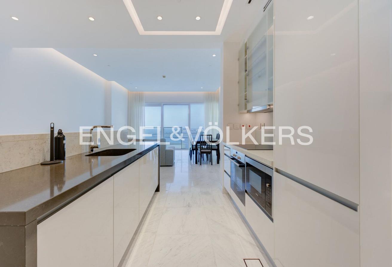 Exclusive | Furnished | Seafront photo 4