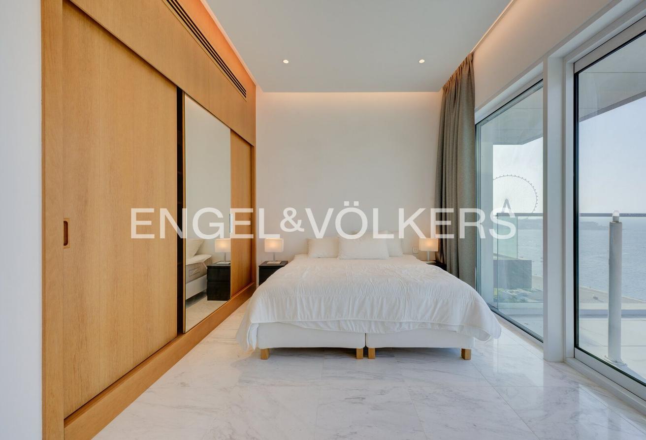 Exclusive | Furnished | Seafront photo 10
