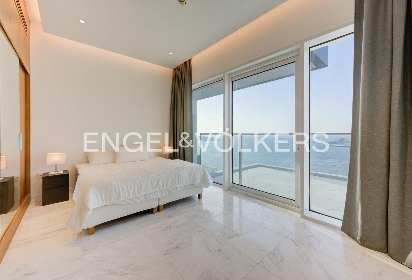 Exclusive | Furnished | Seafront photo 9
