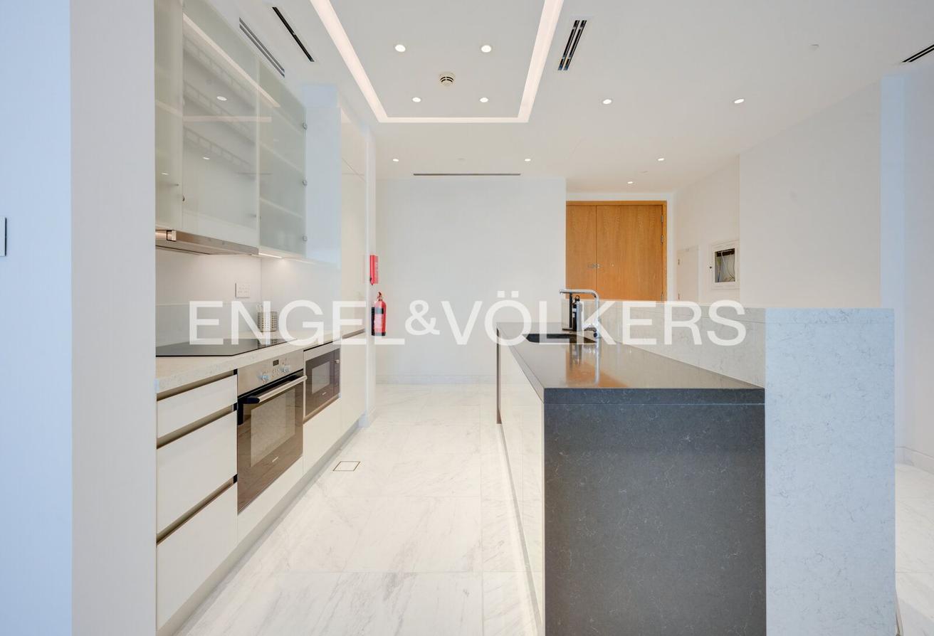 Exclusive | Furnished | Seafront photo 26