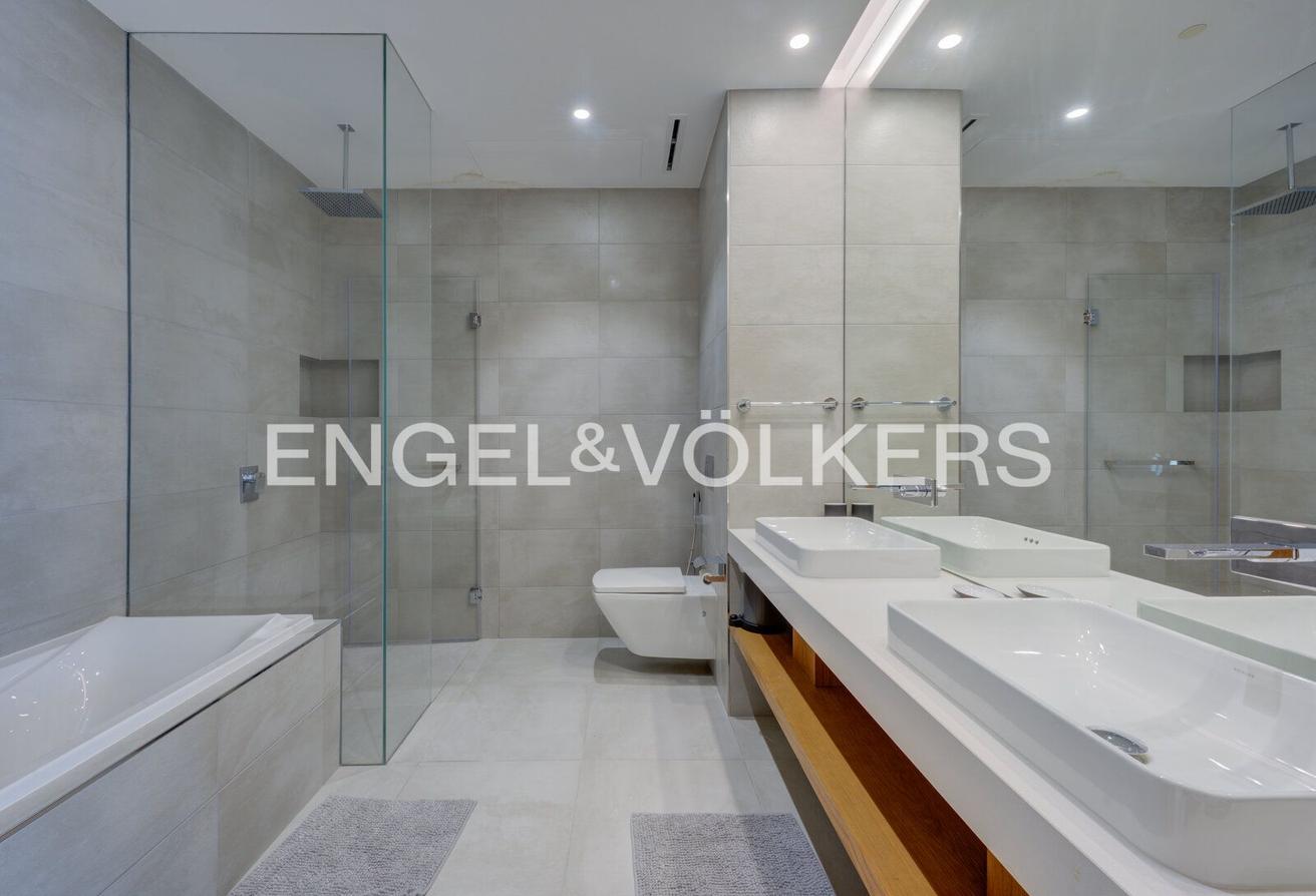 Exclusive | Furnished | Seafront photo 12
