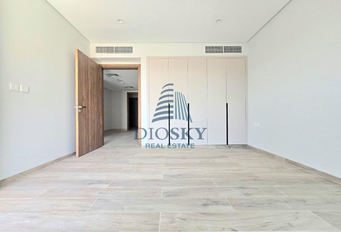 New Apartment | Near Dragon Mart | 4BHK Duplex photo 6