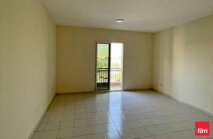 شقة - 1 حمام للبيع في L04 - طراز يوناني - المدينة العالمية - دبي شقة - 1 حمام للبيع في L04 - طراز يوناني - المدينة العالمية - دبي