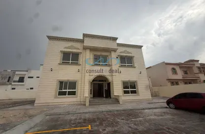 Apartment - Studio - 1 Bathroom for rent in Mohamed Bin Zayed Centre - Mohamed Bin Zayed City - Abu Dhabi