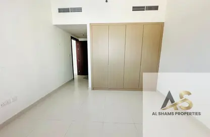 شقة - غرفة نوم - 2 حمامات للايجار في غالا جاردن - ارجان - دبي