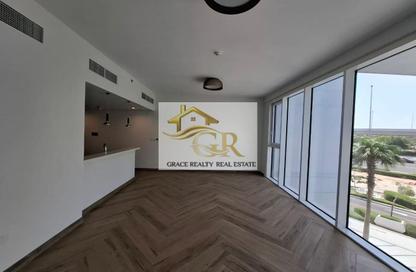 Apartment - 2 Bedrooms - 3 Bathrooms for rent in 1 Residences - 1 - 1 Residences - Al Kifaf - Bur Dubai - Dubai