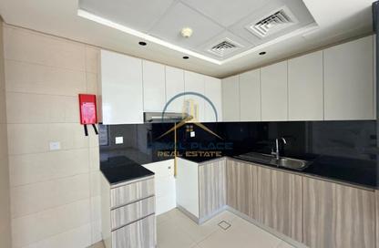 Apartment - 1 Bedroom - 2 Bathrooms for rent in Bin Suloom Building - Al Jaddaf - Dubai