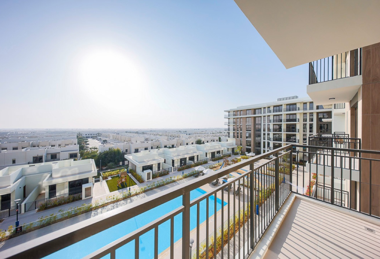 Studio apartment in Holland Gardens, Town Square: 14